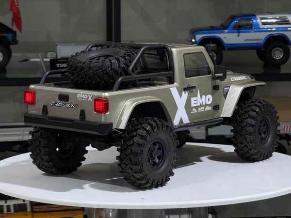 Preview: CROSS-RC Crawler EMO X1 2025, 4x4, 1:8, RTR, Brushless, silbergrau