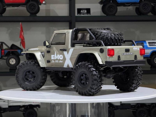 Preview: CROSS-RC Crawler EMO X1 2025, 4x4, 1:8, RTR, Brushless, silbergrau