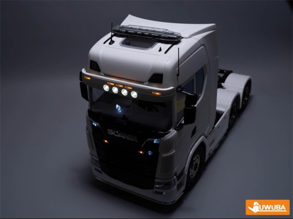 Sonnenblende mit Licht für Tamiya Scania 770S, W18B