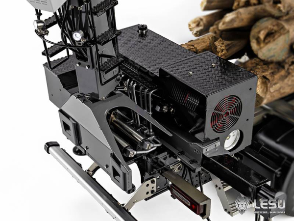 Lesu Holzladekran als RTR in 1:14