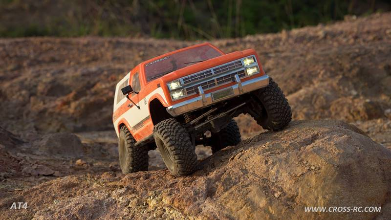CROSS-RC Crawler EMO AT4 KIT Version