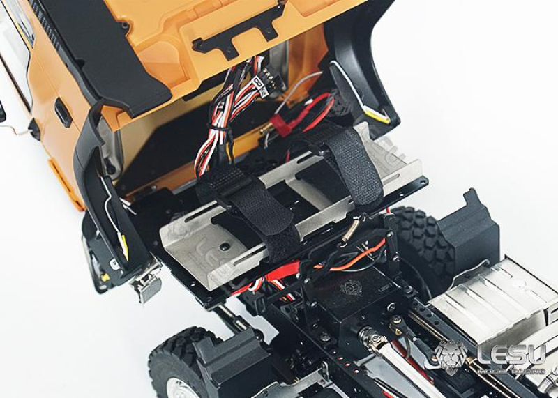 Batteriehalter für LKW in 1:14 und Andere