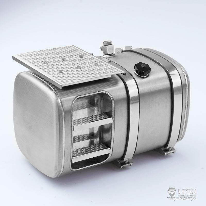 Tank mit Trittstufen, 90mm rechts