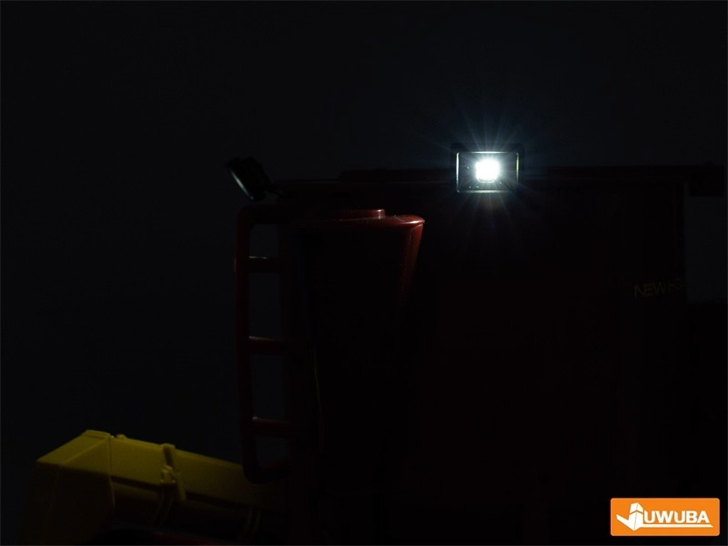 Universelle LED-Scheinwerfer, D06