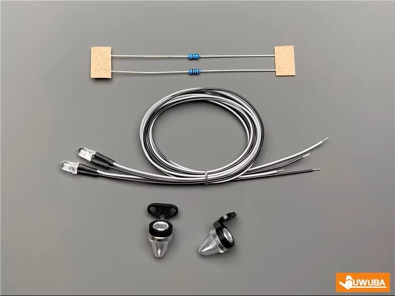 Markierungsleuchten für LKW und Anhänger in 1:14, weiss