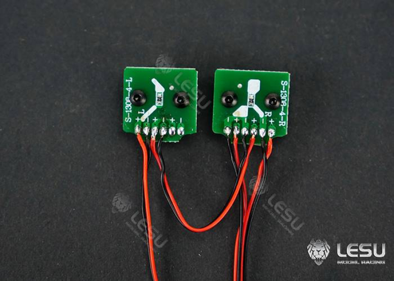 Rücklichtplatinen für den Lesu Kompaktlader LT5