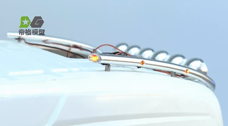 Dachlampenbügel für europäische Tamiya LKW, Var. C